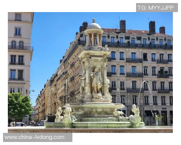 纽卡斯尔城市发展与文化融合：探索历史遗产与现代创新的交汇点